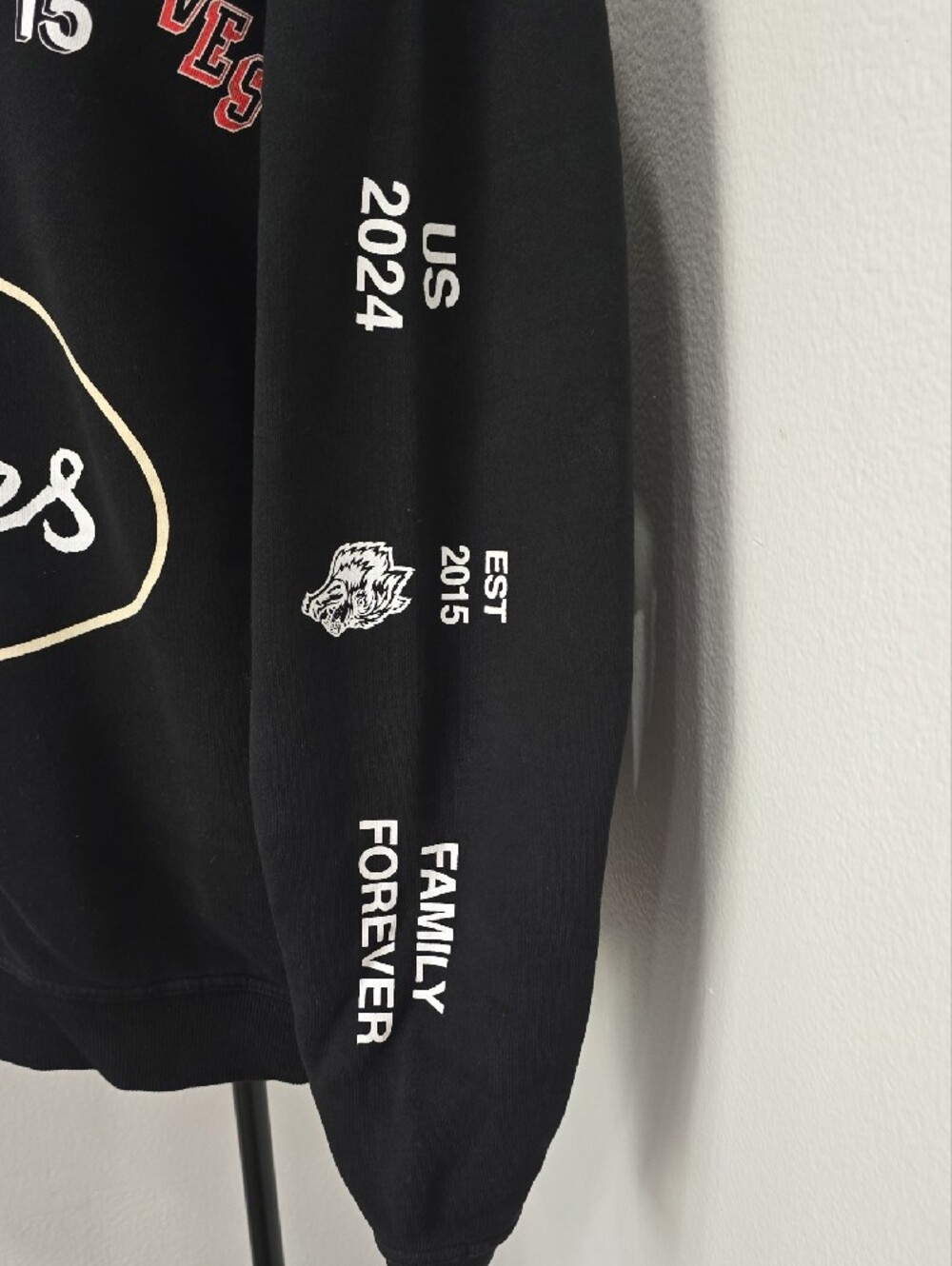 Darc Sport Black 'Wolves' Graphic Crewneck Sweatshirt - M - Picture 3 of 11